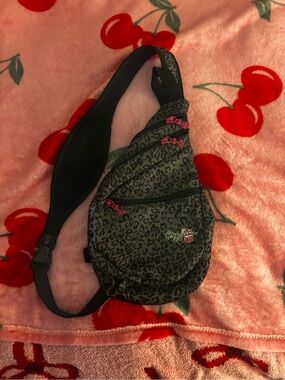 Vintage Y2K Foxy Jeans - Grey/pink Multi Cheetah Print Mini Crossbody Backpack